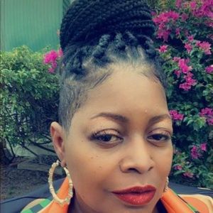 Meet your Posher, Rose